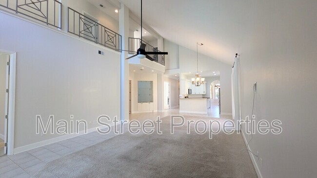 Building Photo - 2083 Downing Dr