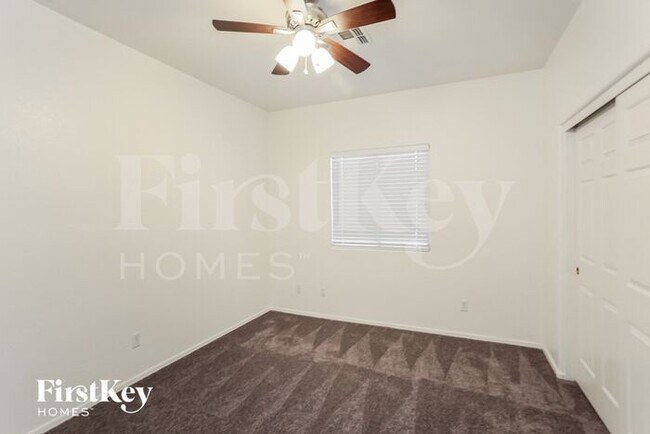 Building Photo - 15716 N 156th Ln