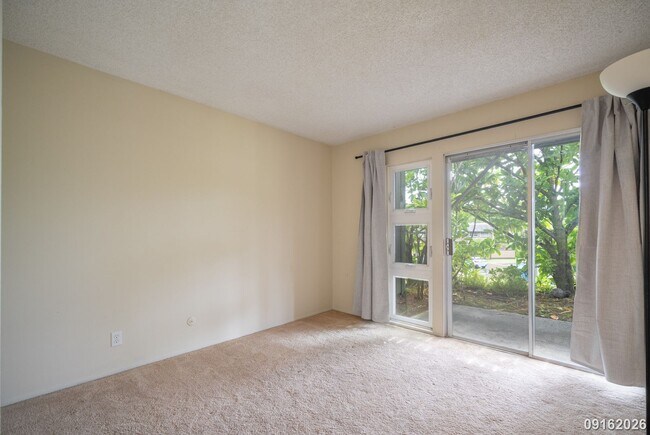 Building Photo - 47-705 Hui Kelu St #3
