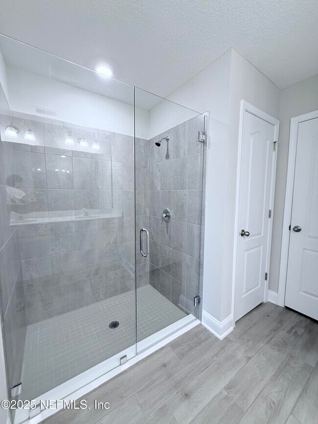 Building Photo - 23 Alagon Wy