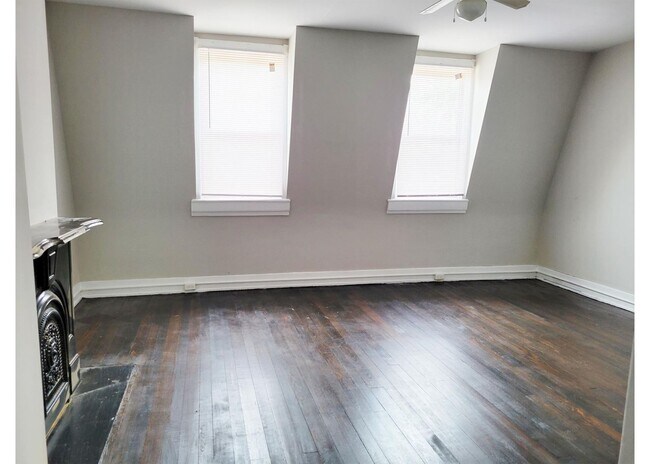 Building Photo - 2215 Ohio Ave