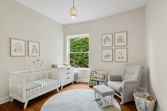 Building Photo - 610 Michigan Ave