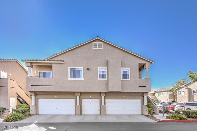 Primary Photo - 2101 Quartz Cliff St