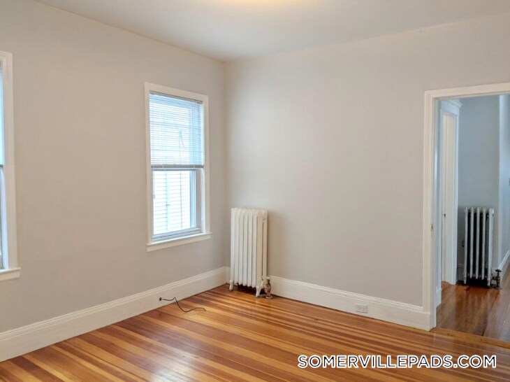 Building Photo - 14 Belknap St