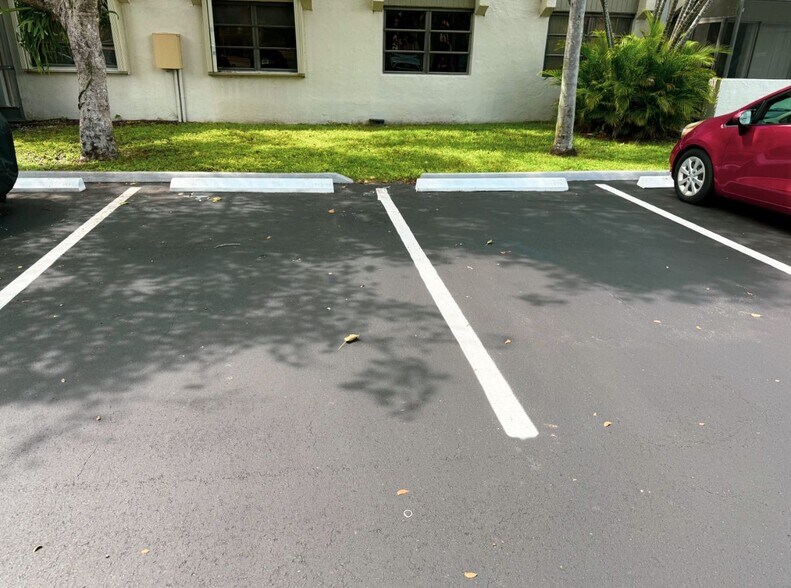 Building Photo - 7917 SW 104th St