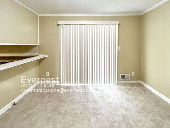 Building Photo - Cozy 3-Bedroom Home in Quiet Neighborhood ...