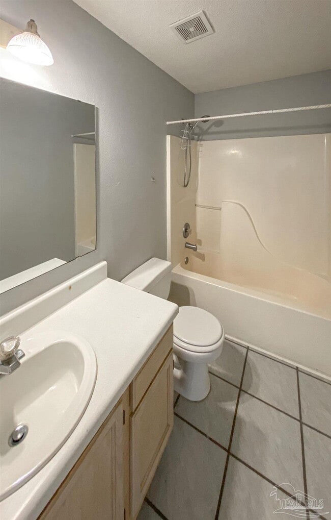 Building Photo - 12611 Meadson Rd