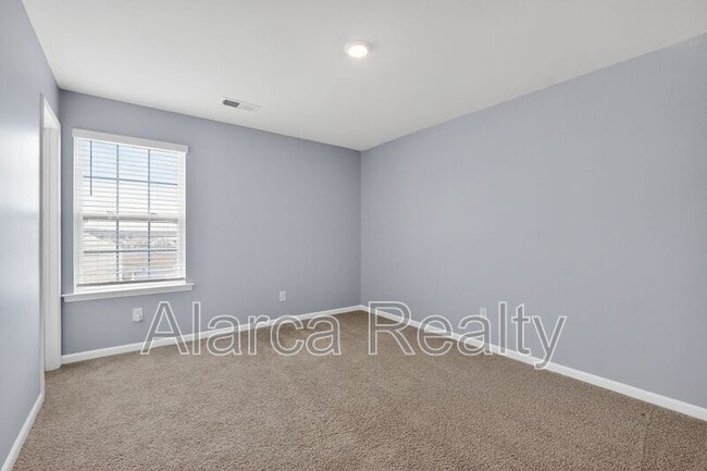 Building Photo - 147 Cherry Birch St