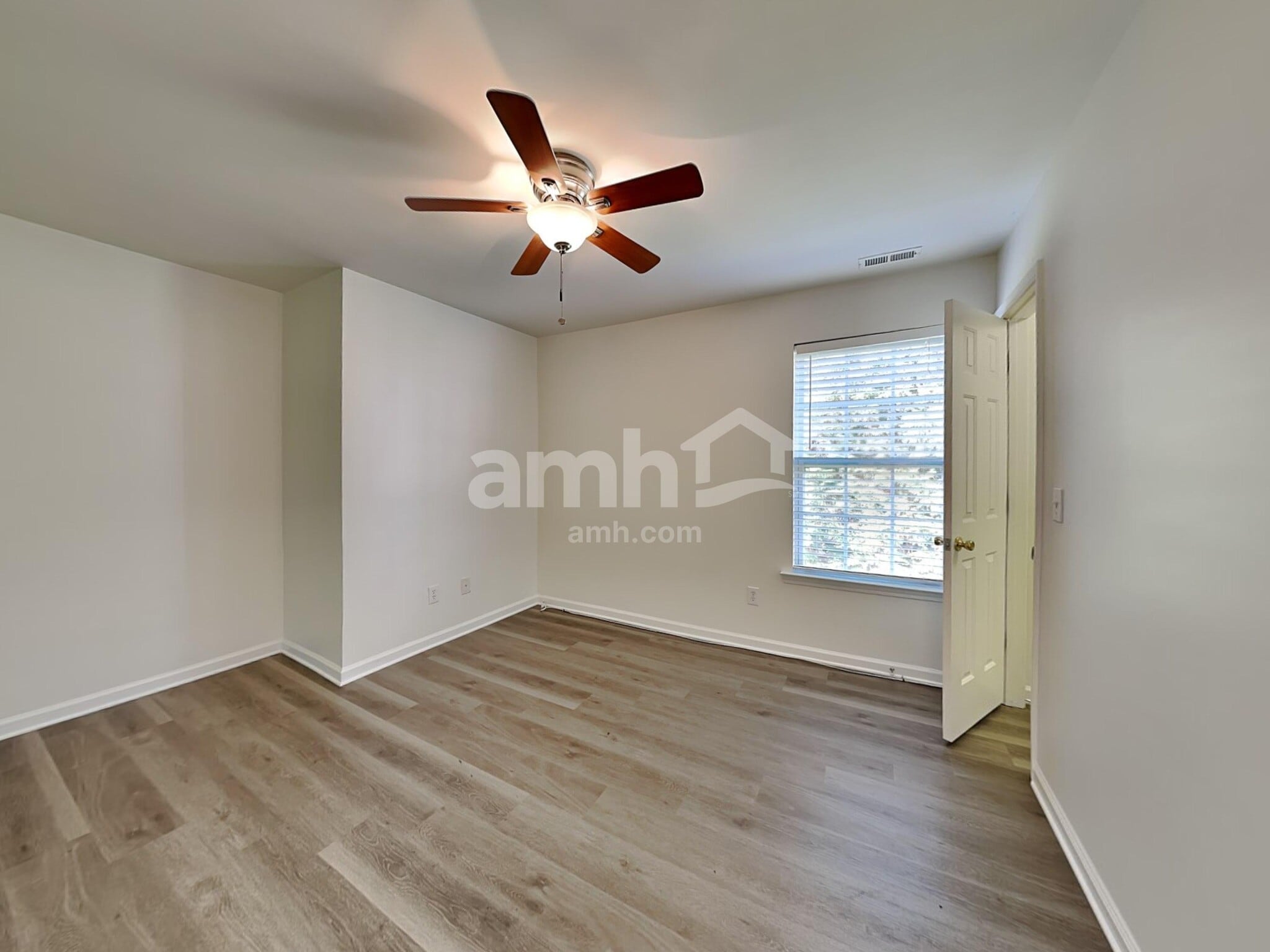 Building Photo - 2504 Boulder Ridge Dr