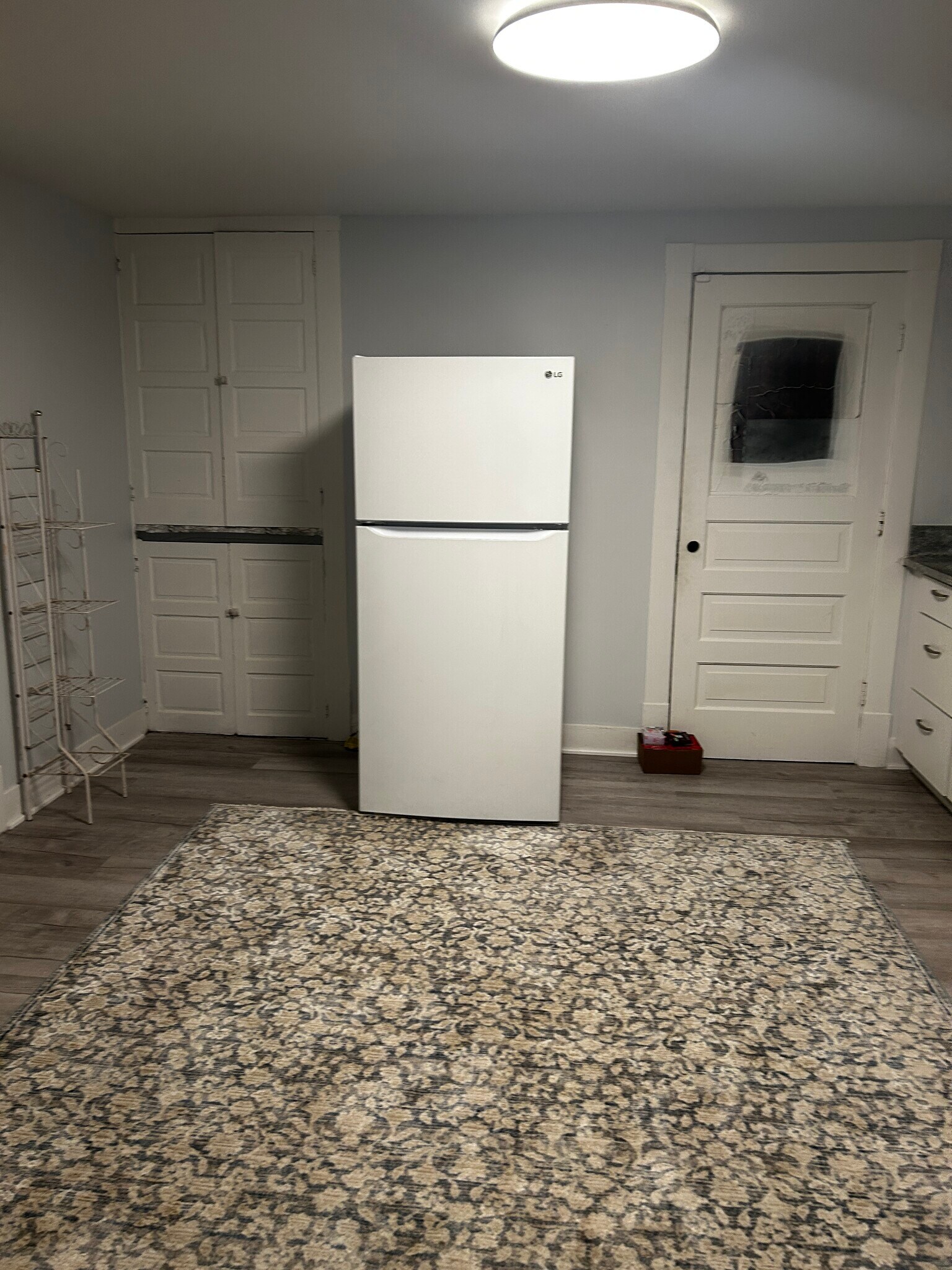 Building Photo - 89 2nd St