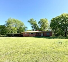 Building Photo - 2BD/1BA Home for Rent in Gilmer, TX – Move-In Ready