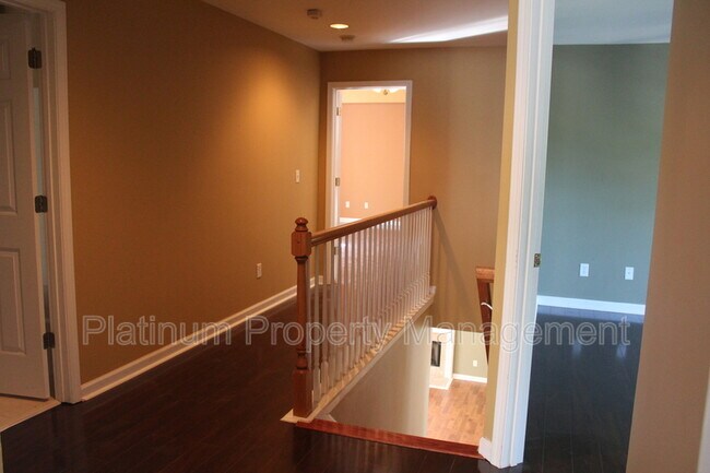 Building Photo - 5045 Tidewater Way