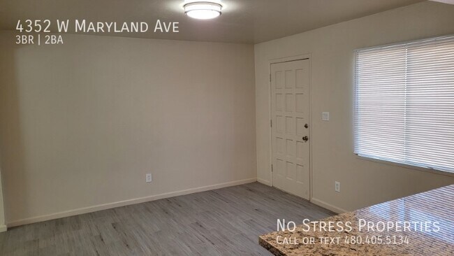 Building Photo - Remodeled 3 Bedroom Townhome off 43rd Ave ...