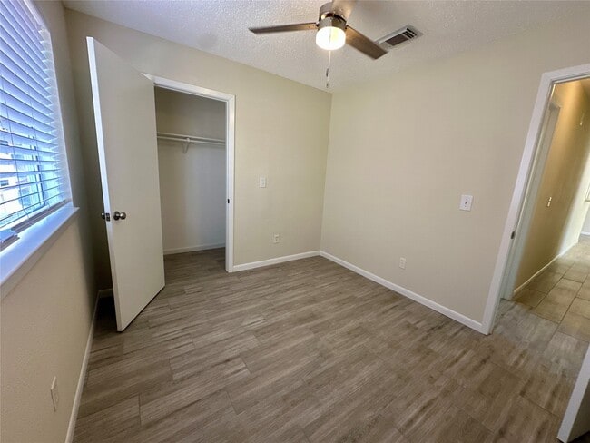 Building Photo - 18074 Glenledi Dr