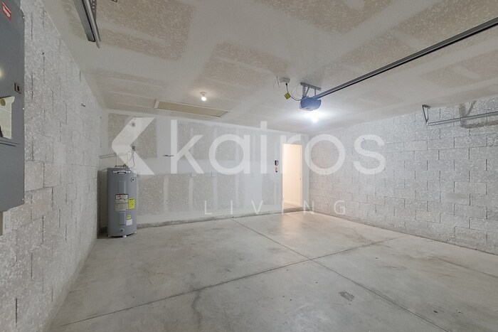 Building Photo - 9120 Aegean Cir