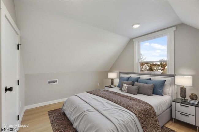 Building Photo - 143 Johnston Ave