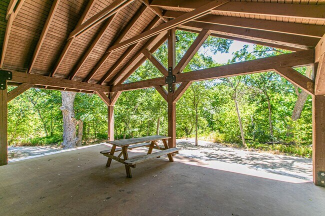 Building Photo - 4 BEDROOM, 3 BATH, BELTON ISD