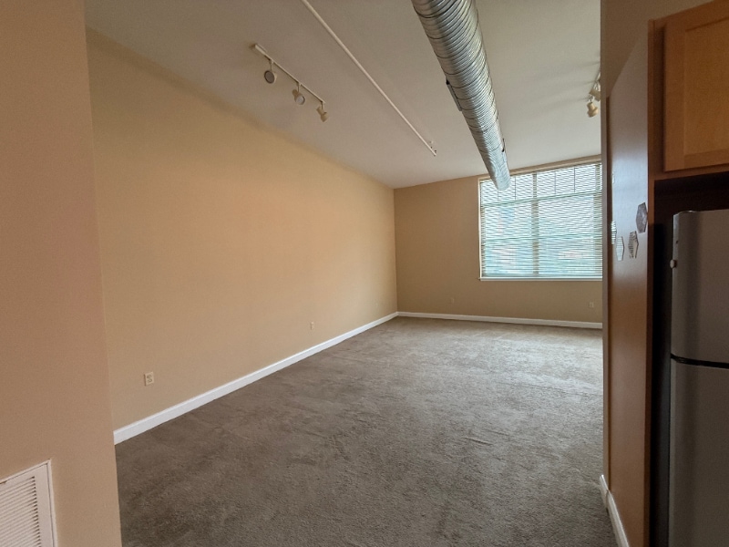 Building Photo - 11 Fremont St