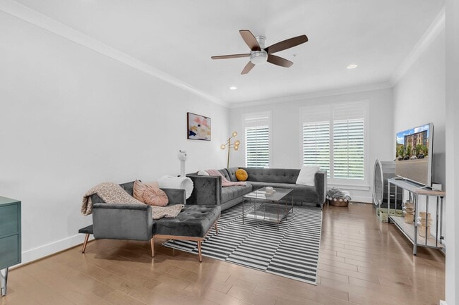 Building Photo - Modern 4-Level Townhome with Rooftop Terrace & Indoor/Outdoor Fireplace Near Old Town