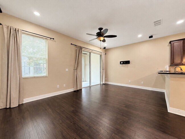 Building Photo - 5415 Via Appia Way