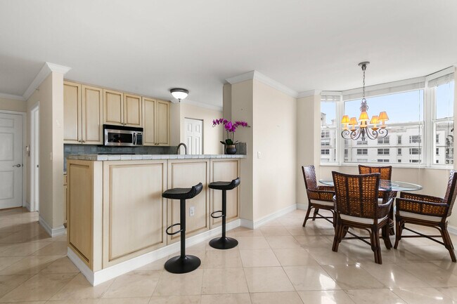 Building Photo - 3594 S Ocean Blvd