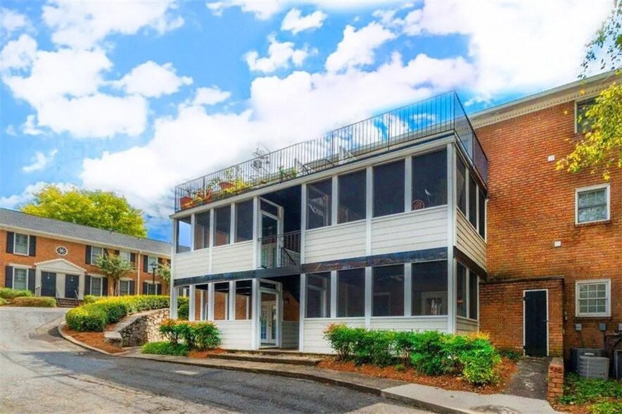 Building Photo - 1101 Collier Rd NW
