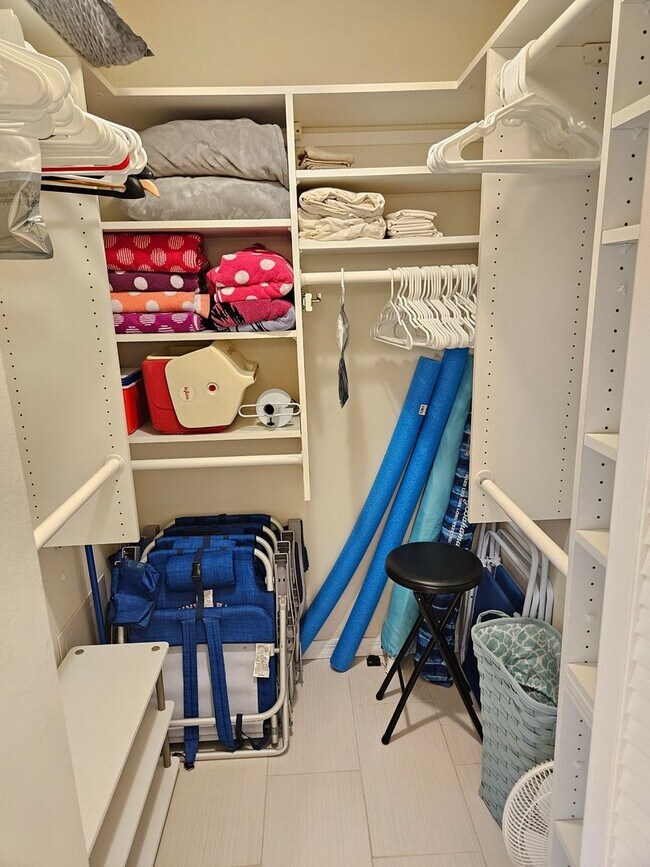 Building Photo - Charming First-Floor Condo in Plantation Golf and Country Club with a Community Pool Access!