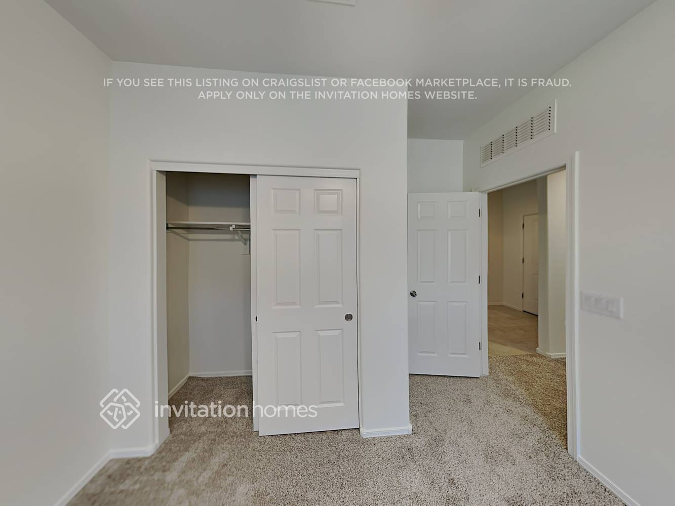 Building Photo - 18099 N Lakeside Ct