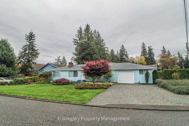 Building Photo - 1202 44th St SE