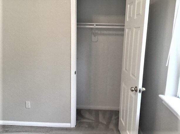 Building Photo - 4715 Meadows Edge Ln