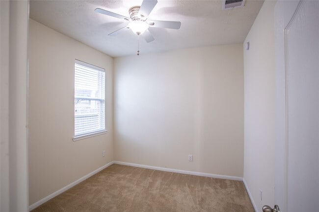 Building Photo - 24535 Carlton Springs Ln