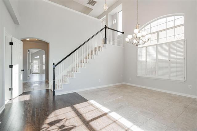 Building Photo - 2923 Newport Dr
