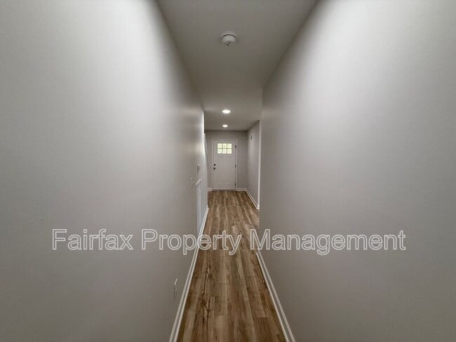 Building Photo - 312 Price Ave