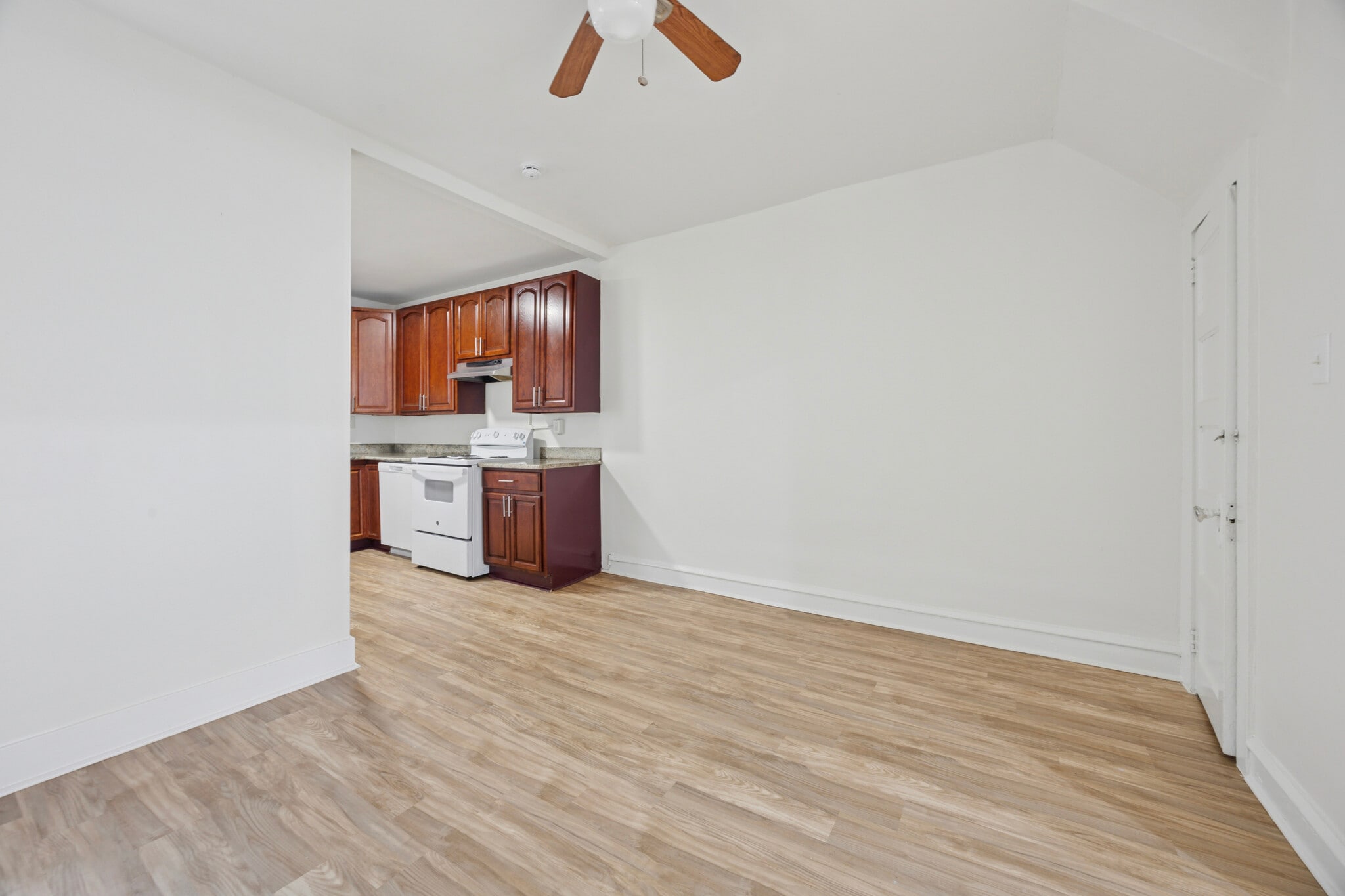 Building Photo - 6519 Allman St