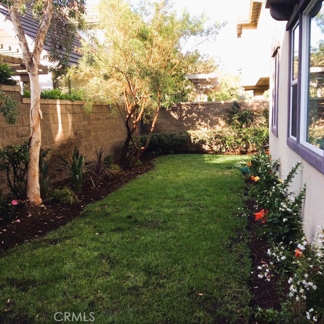 Building Photo - 1320 Sun Dial Dr