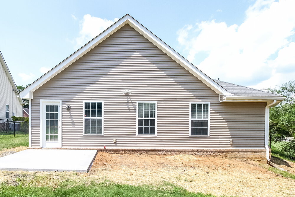 Building Photo - 597 Butternut Trce