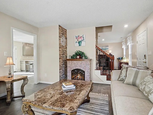 Building Photo - Earn Wealth While Leasing - Like a Homeowner - Lease to Own