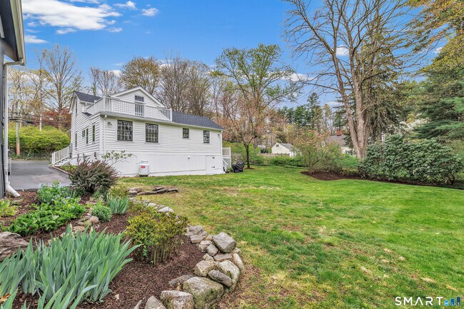 Building Photo - 108 N Stamford Rd