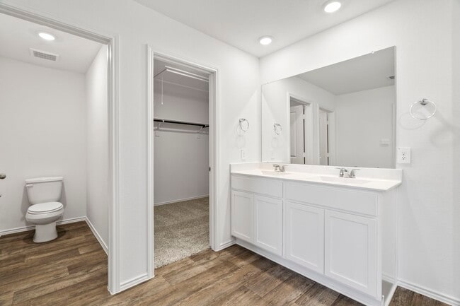 Building Photo - 3723 Zoeys Wy