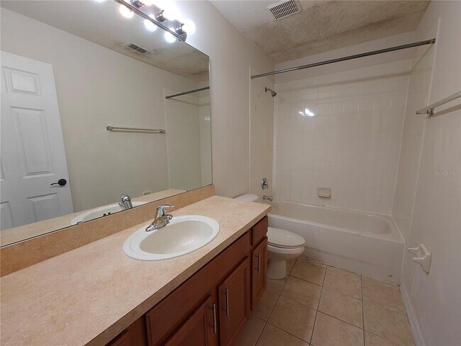 Building Photo - 13742 Beauregard Pl