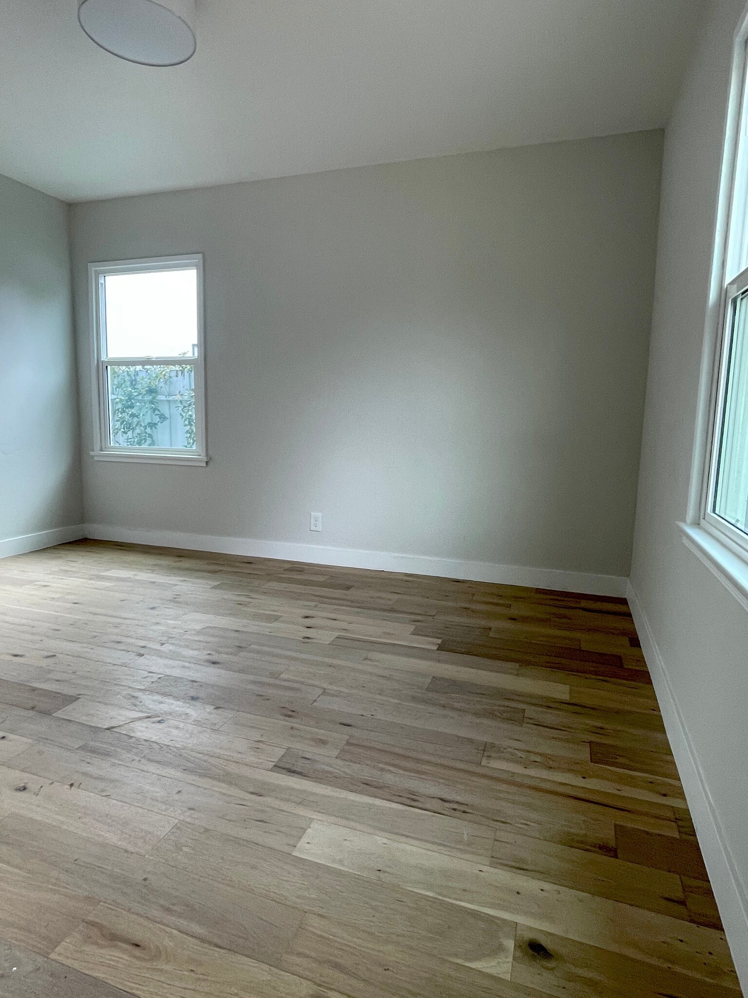 Bedroom 2 - 5950 Simpson Ave