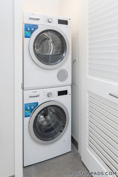 Building Photo - 12 Commonwealth Ave