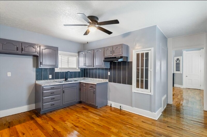 Building Photo - 331 N 23rd St