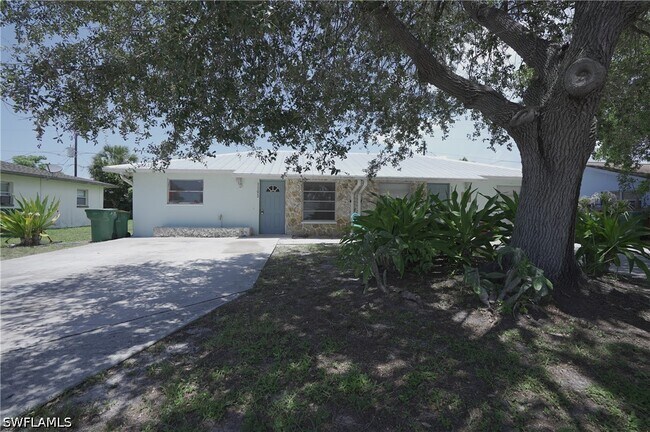 Building Photo - 1195 S Alhambra Cir