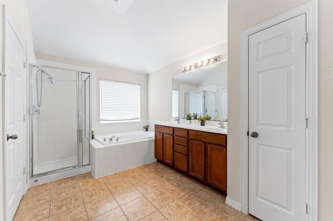 Building Photo - 5414 Barleycorn Ln