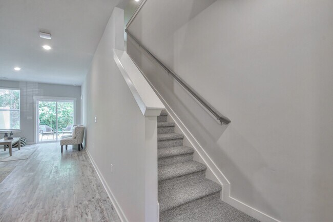 Building Photo - 4218 Aragorn Way