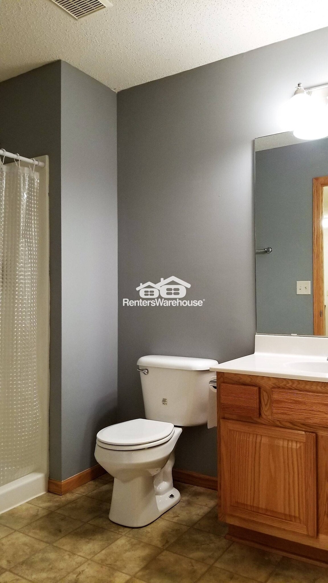 Building Photo - 64 Crown Pointe Curve