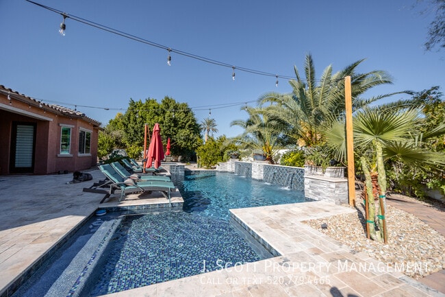 Building Photo - 15646 W Ashland Ave