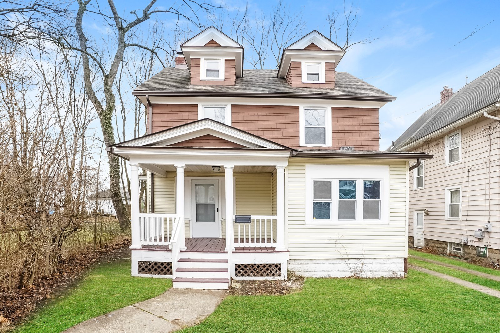 Building Photo - 904 Bloomfield Ave