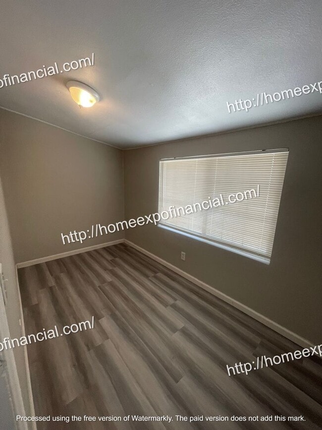 Building Photo - Nice Home For Rent